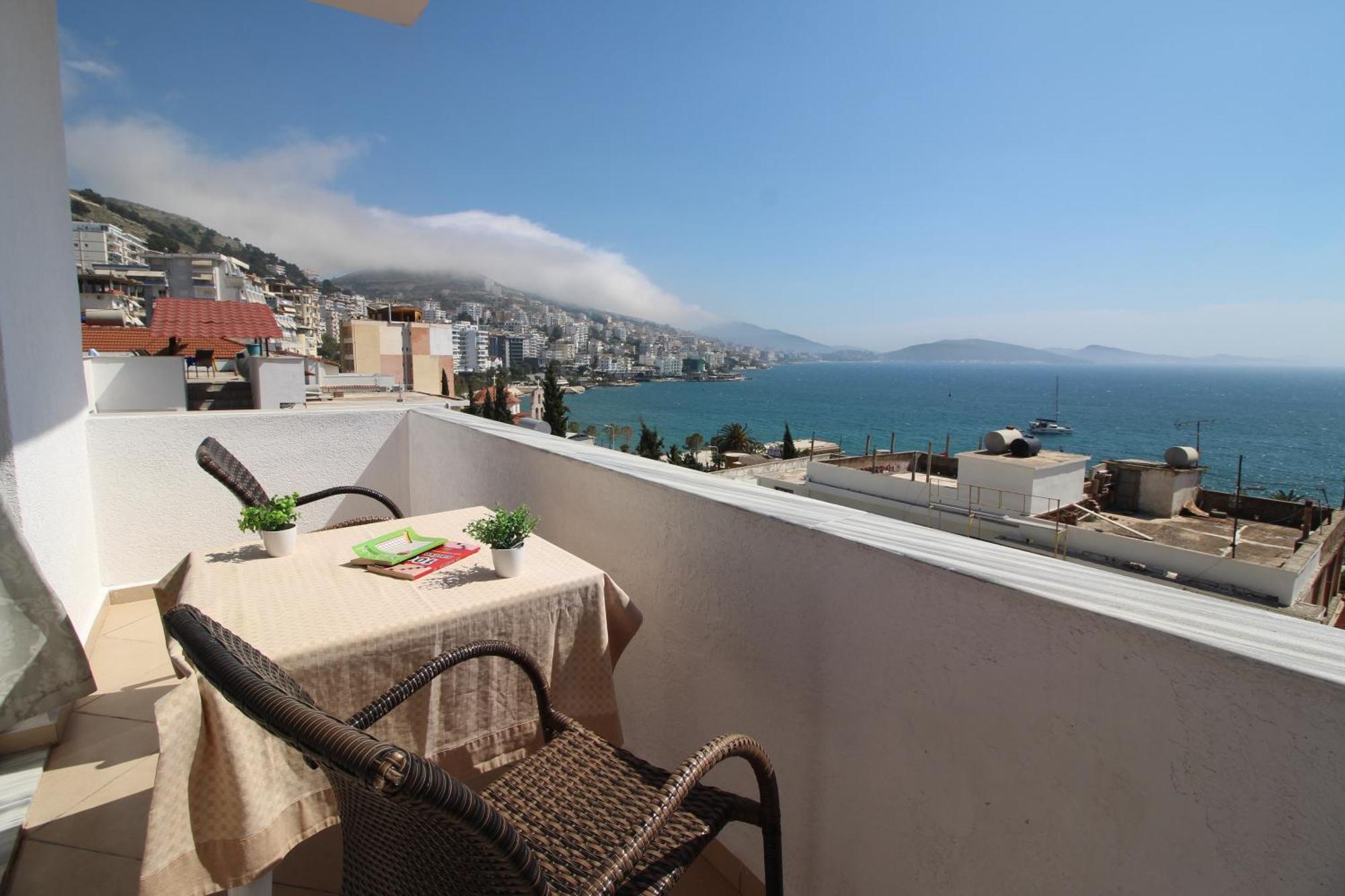 July Seaview Apartments Sarande Exterior photo